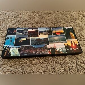 Urban Decay eyeshadow palette